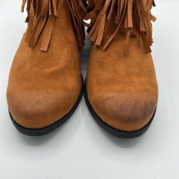Qupid Fringe booties Tan Size 6 - Picture 6 of 9
